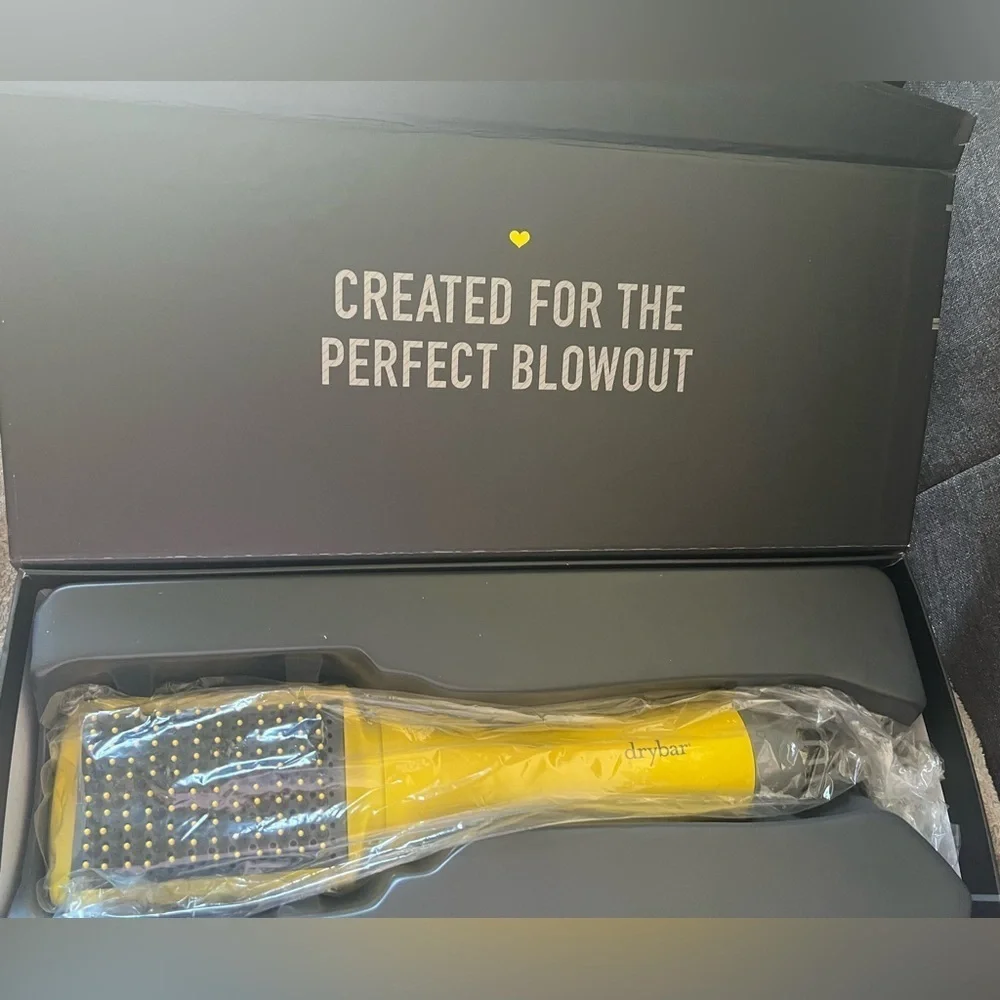 Drybar The Smooth Shot Paddle Brush Blow Dryer. - Picture 3 of 8